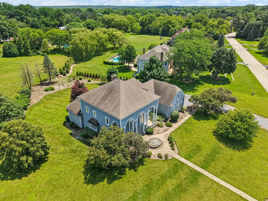 6605 Oakwood Manor Drive, Crystal Lake, IL 60012 - #3