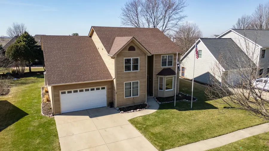 611 Prairie View Lane, Hinckley, IL 60520 - #2