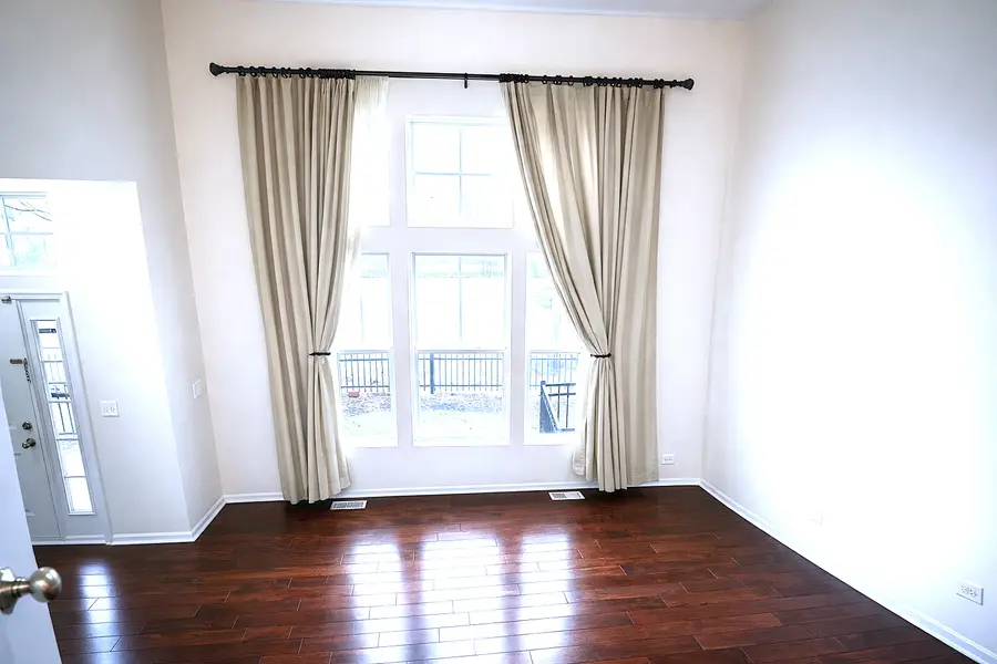 462 Grosvenor Lane, Aurora, IL 60504 - #2