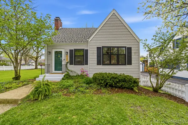 923 South Avenue, St. Charles, IL 60174