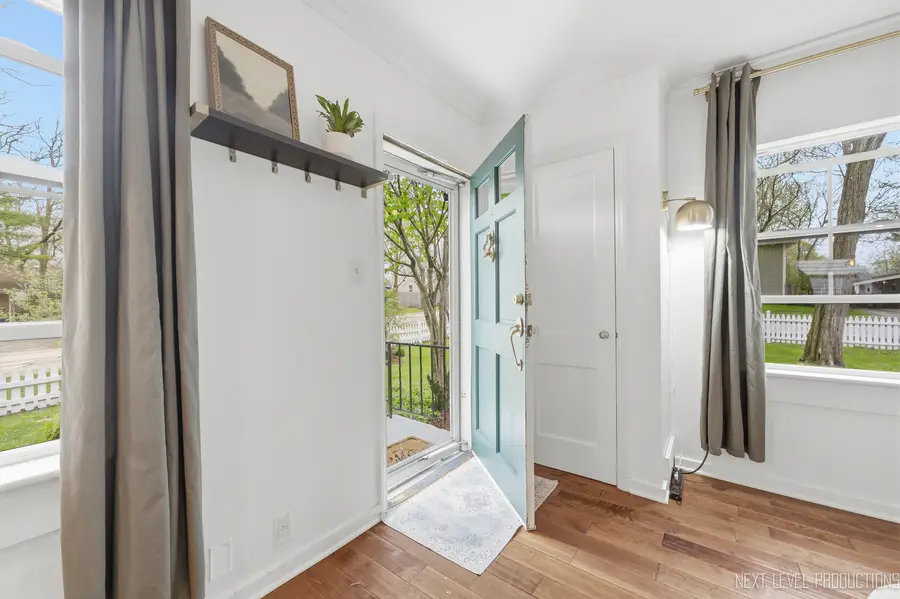 923 South Avenue, Saint Charles, IL 60174 - #2