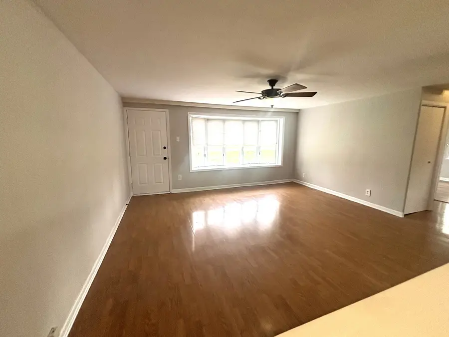 440 W Meadow Avenue, Lombard, IL 60148 - #2