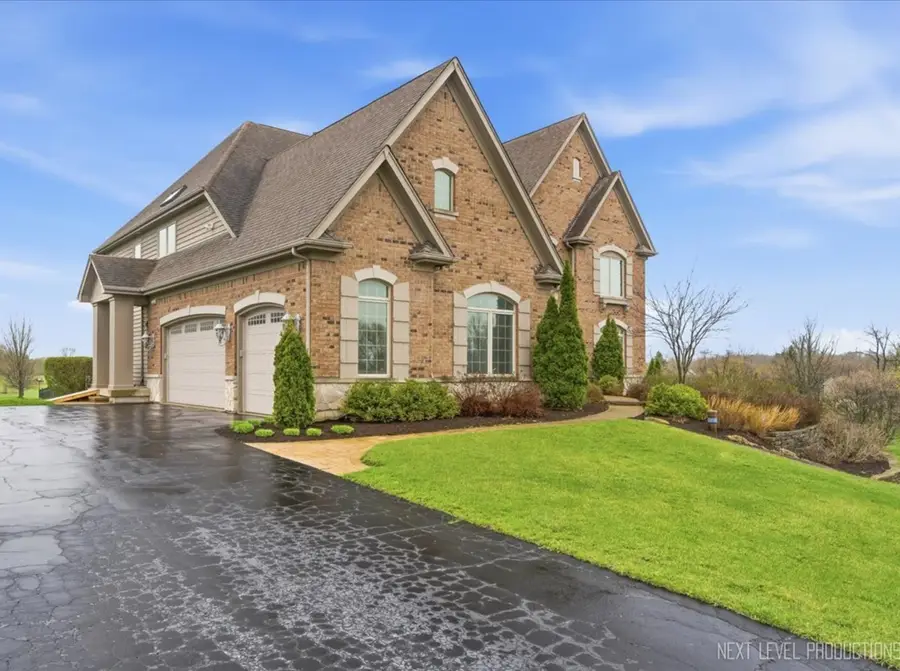 40W701 Willowbrook Court, Saint Charles, IL 60175 - #3