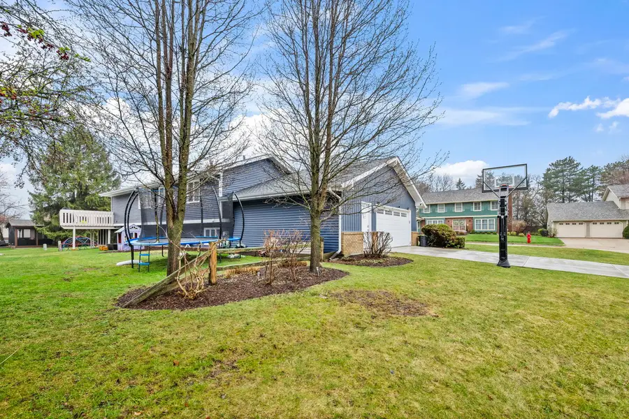 1120 Furlong Drive, Libertyville, IL 60048 - #2