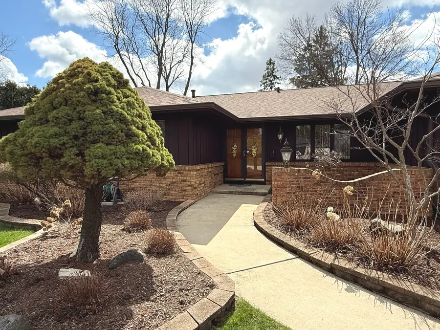 2376 Wyckwood Drive, Aurora, IL 60506 - #3