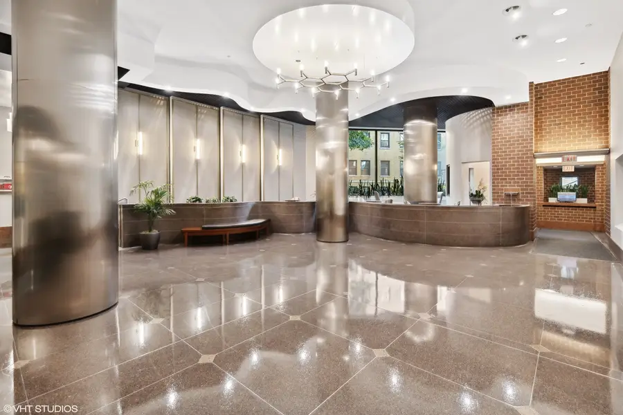 3660 N Lake Shore Drive #1613, Chicago, IL 60613 - #2