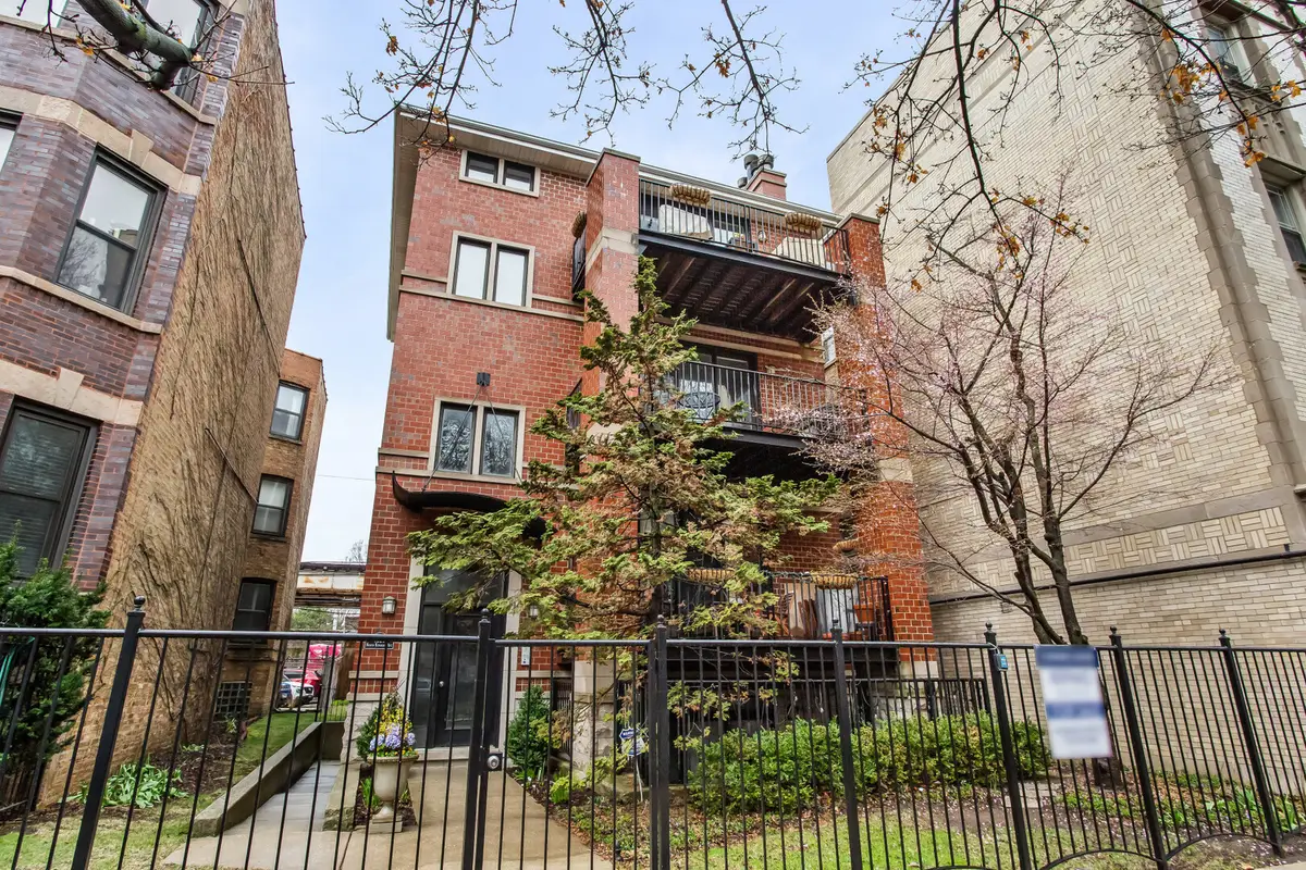 4226 N Kenmore Avenue #3, Chicago, IL 60613 - #1