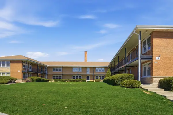 Address Withheld By Seller, Chicago, IL 60631