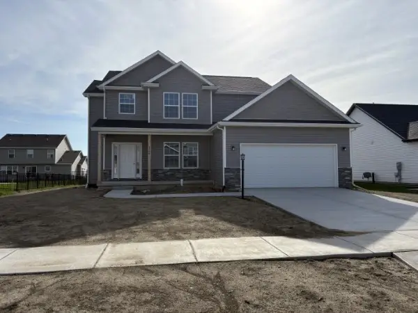 1504 Warwick Drive, Savoy, IL 61874