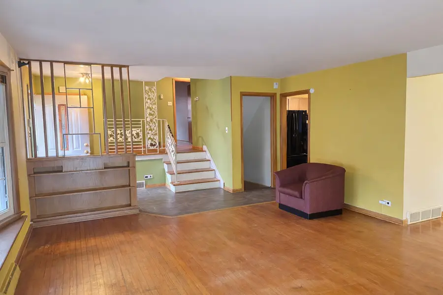 15531 Woodlawn East Avenue, South Holland, IL 60473 - #2