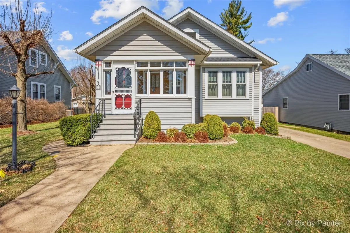 92 Hawley Avenue, West Dundee, IL 60118 - #1