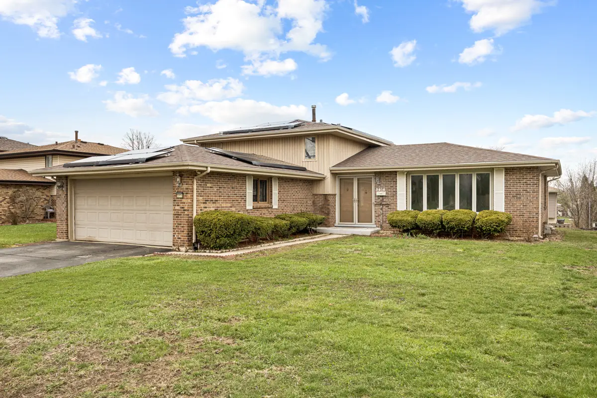 5916 W 127th Street, Alsip, IL 60803 - #1