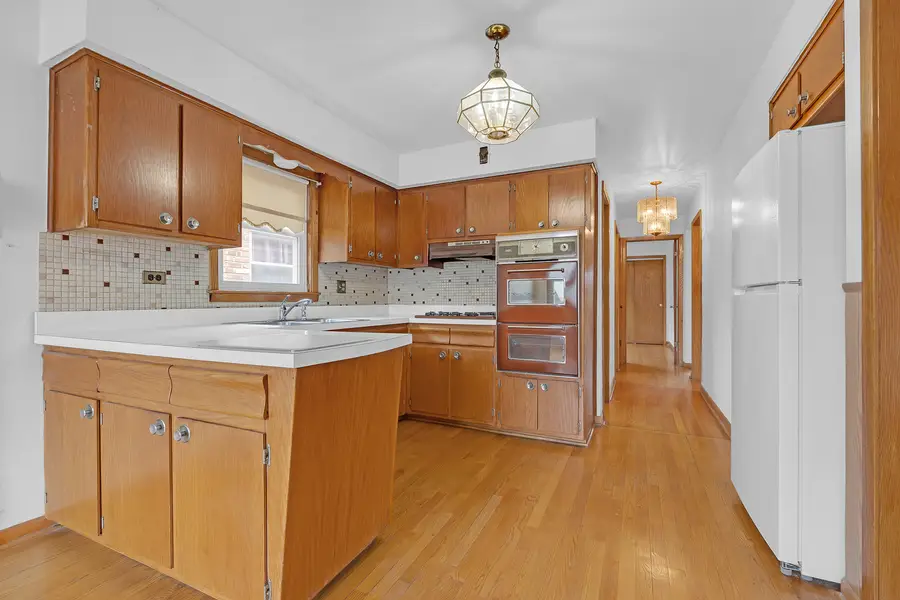 4414 N Nagle Avenue, Harwood Heights, IL 60706 - #3