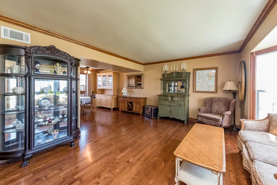 3831 Pine Avenue, Beach Park, IL 60099 - #3