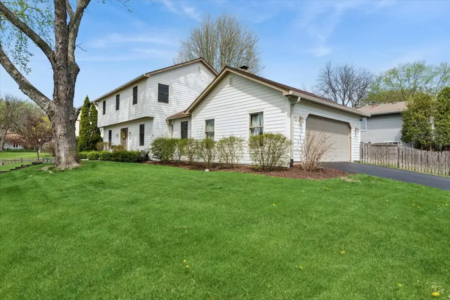 1221 Whirlaway Avenue, Naperville, IL 60540 - #2