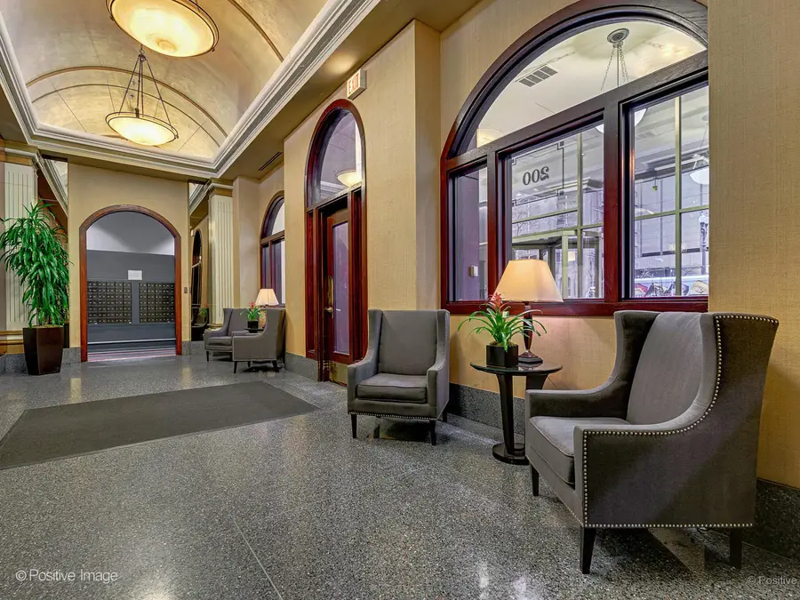 200 N Dearborn Street #3303, Chicago, IL 60601 - #2