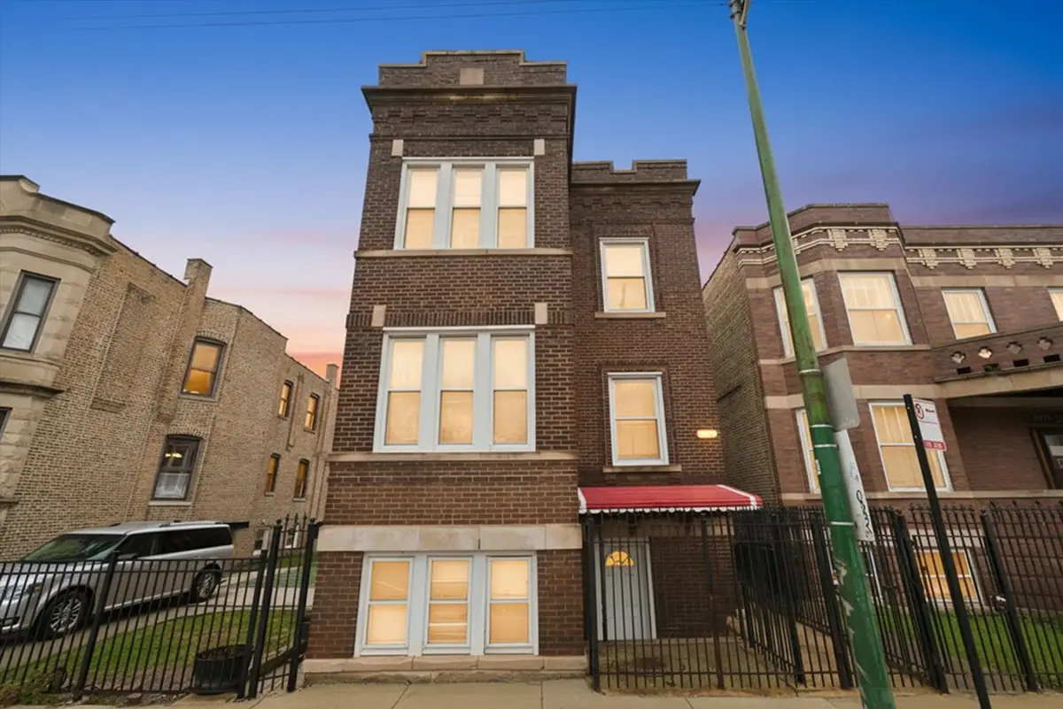 2921 N Kedzie Avenue, Chicago, IL 60618 - #1