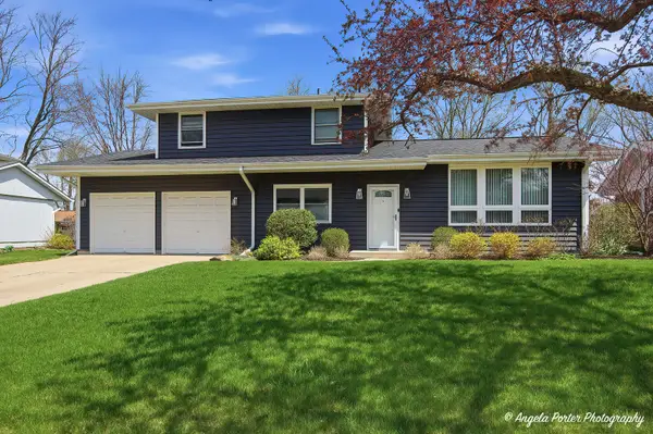 412 Surrey Lane, Lindenhurst, IL 60046