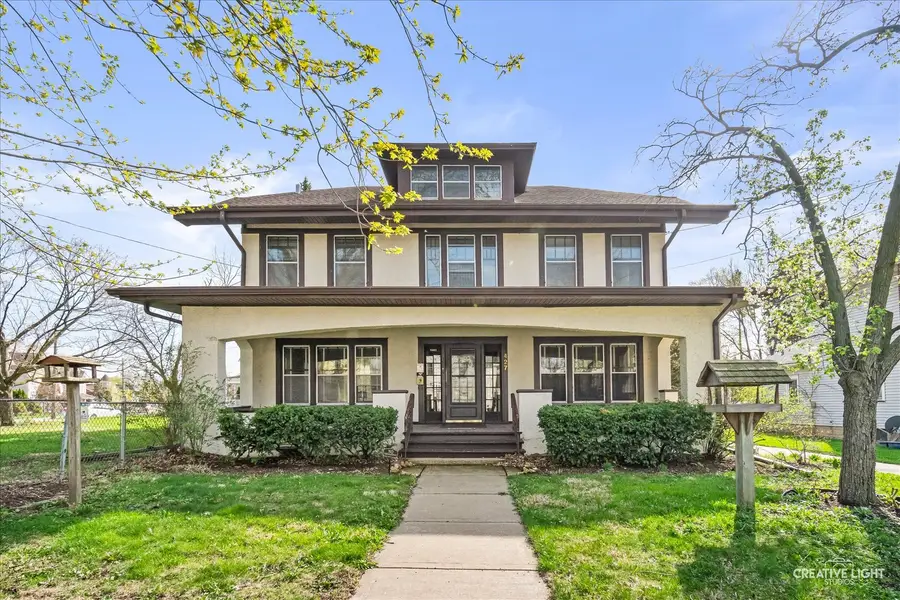 427 E Benton Street, Aurora, IL 60505 - #2