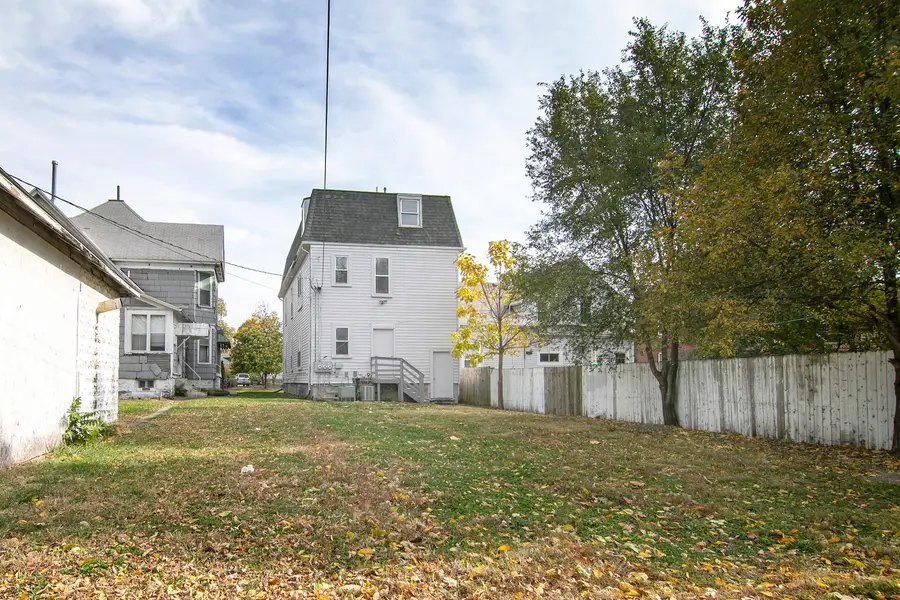 273 S 3rd Avenue, Kankakee, IL 60901 - #3