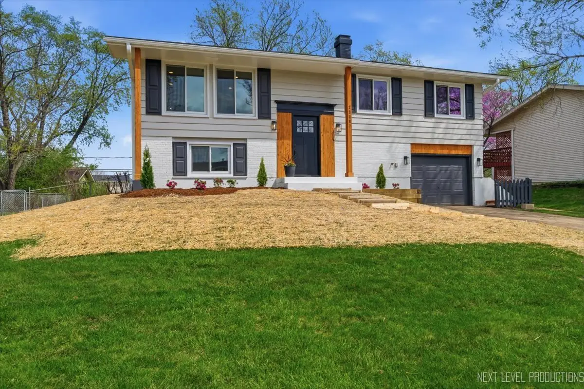 2S067 Beaumont Lane, Lombard, IL 60148 - #1