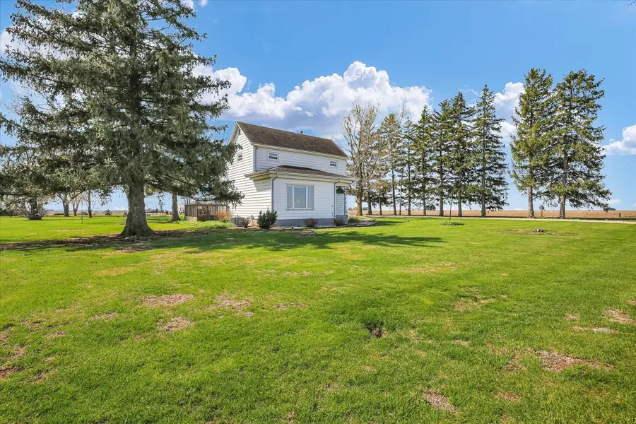 851 E County Road 750, Tuscola, IL 61953 - #2