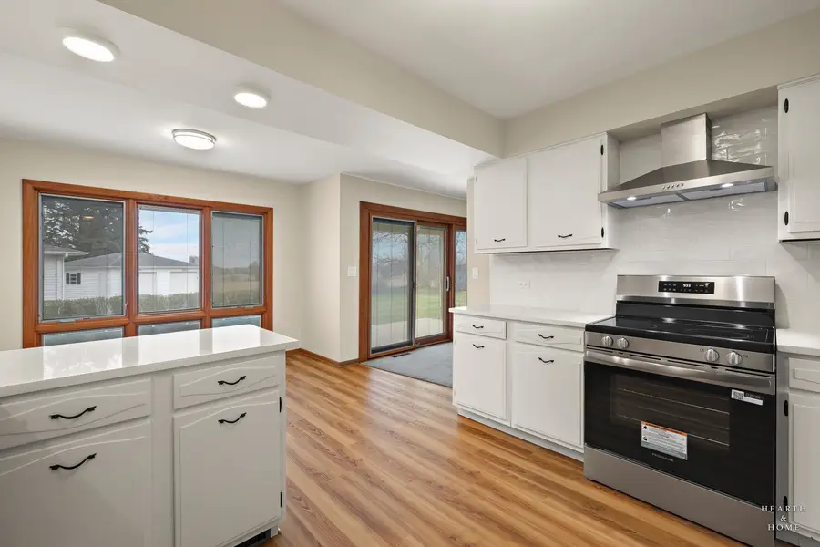 10817 Bonnie Brae Road, Huntley, IL 60142 - #2