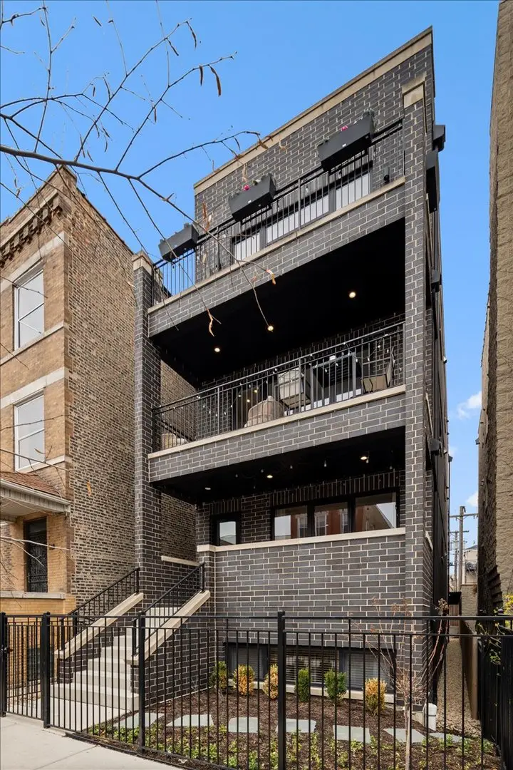 1115 N Paulina Street #1, Chicago, IL 60622 - #2