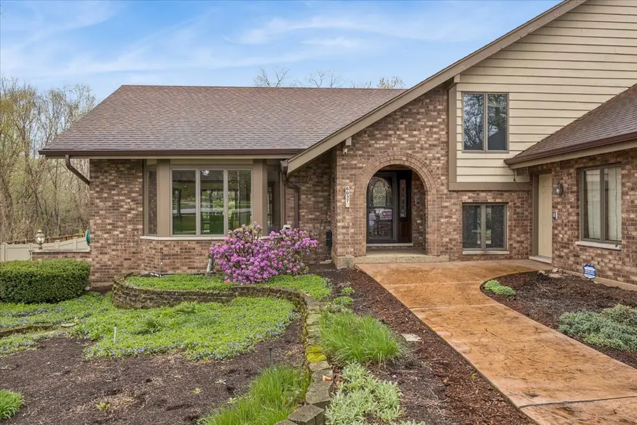 6037 Dunham Road, Downers Grove, IL 60516 - #2