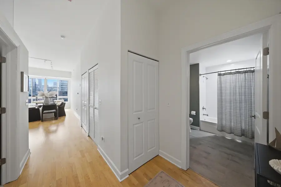 230 W Division Street #804, Chicago, IL 60610 - #3