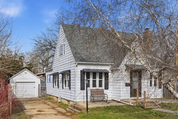 106 S Mulberry Street, Mount Morris, IL 61054