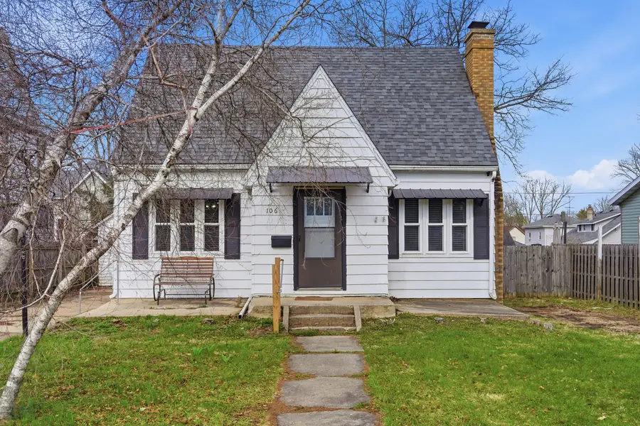 106 S Mulberry Street, Mount Morris, IL 61054 - #2