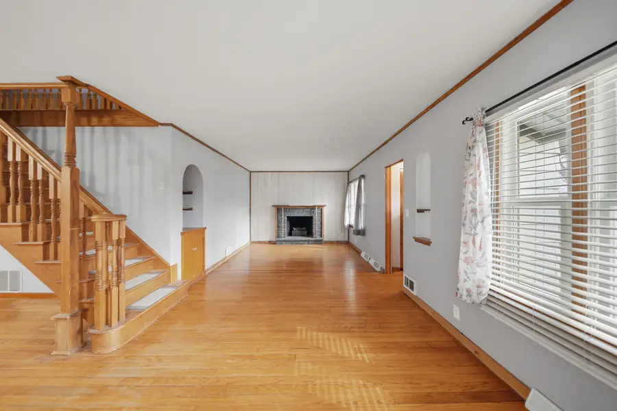 106 S Mulberry Street, Mount Morris, IL 61054 - #3