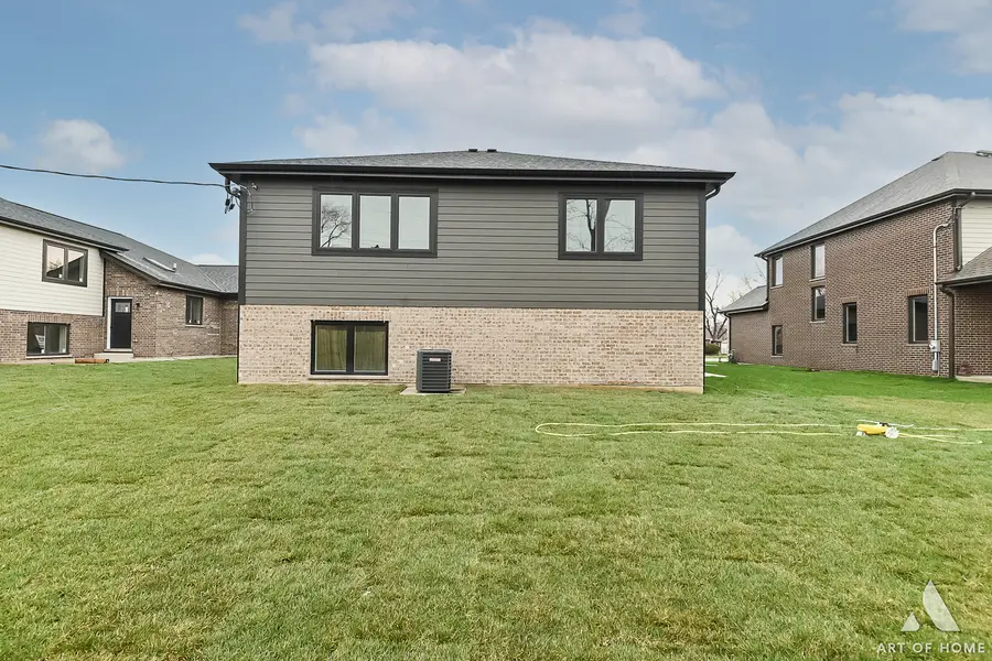 8039 S 85th Court, Justice, IL 60458 - #3