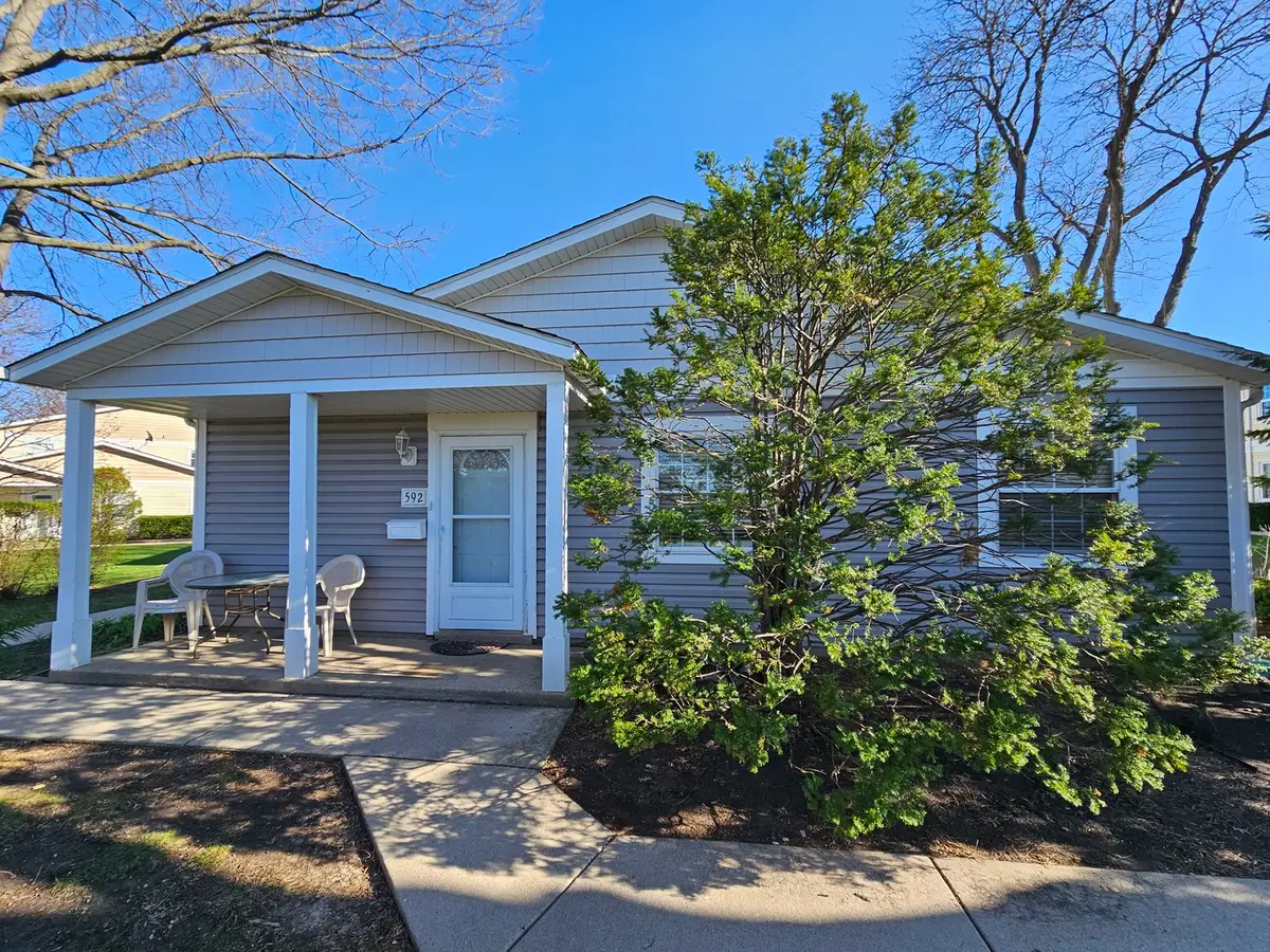 592 Lotus Court #114-A, Wheeling, IL 60090 - #1