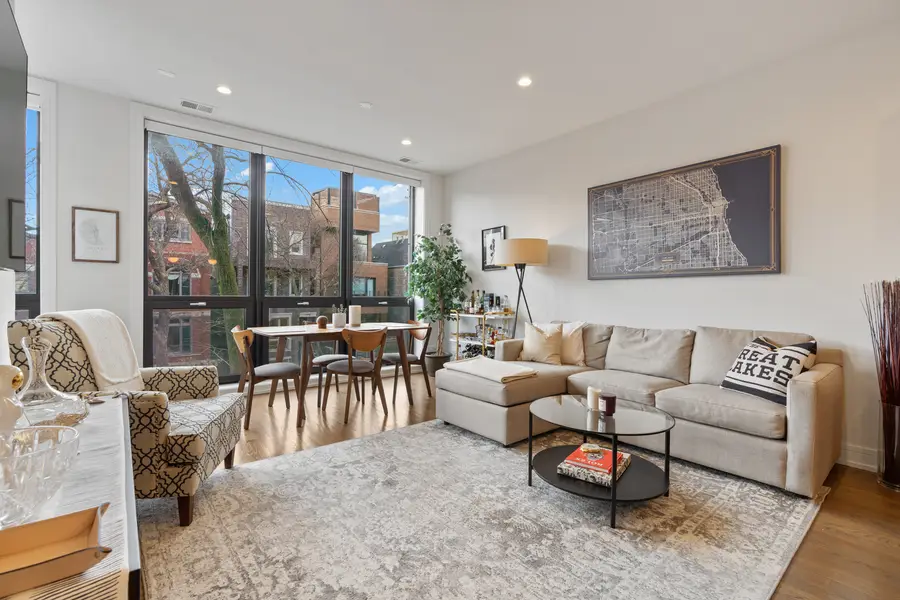 944 N Winchester Avenue #2, Chicago, IL 60622 - #2