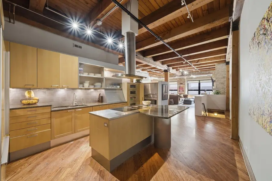 1728 N Damen Avenue #106, Chicago, IL 60647 - #2