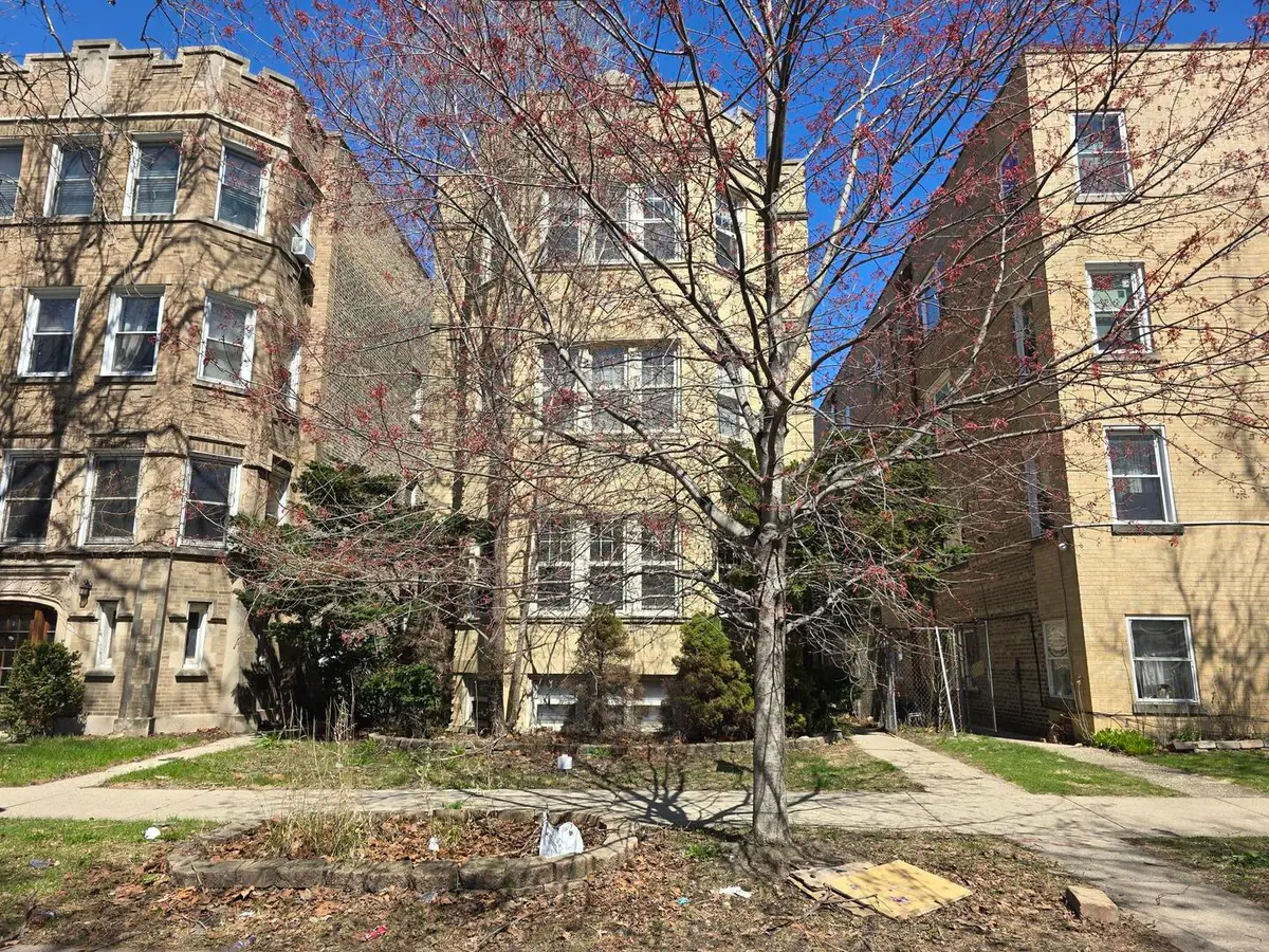 2206 W Highland Avenue, Chicago, IL 60659 - #1