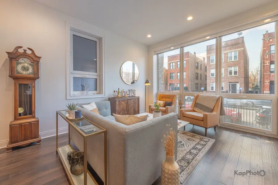 2646 W Augusta Boulevard #1, Chicago, IL 60622 - #2