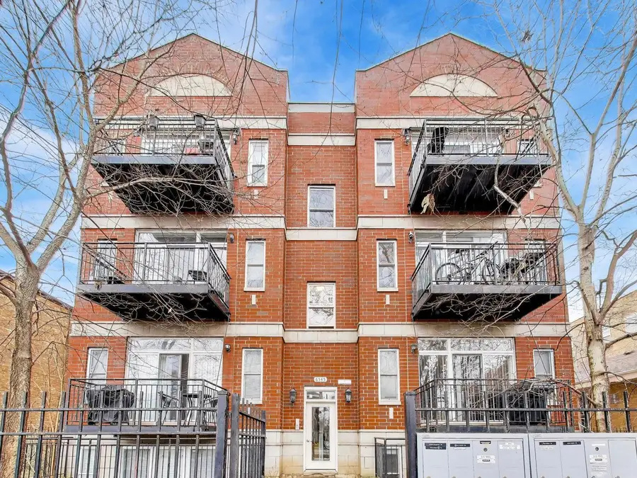 6545 N Sacramento Avenue #1S, Chicago, IL 60645 - #2