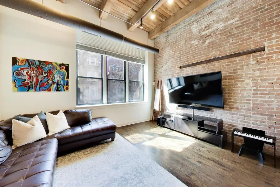 Address Withheld By Seller, Chicago, IL 60642 - #3