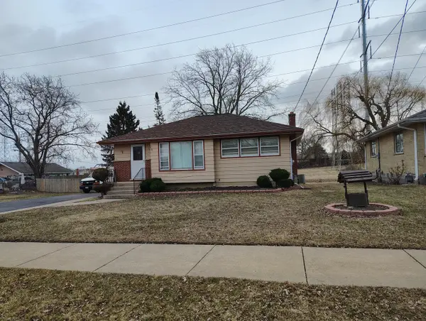 2617 W Greenwood Avenue, Waukegan, IL 60087
