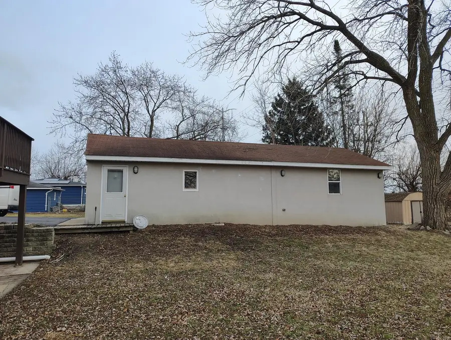 2617 W Greenwood Avenue, Waukegan, IL 60087 - #2