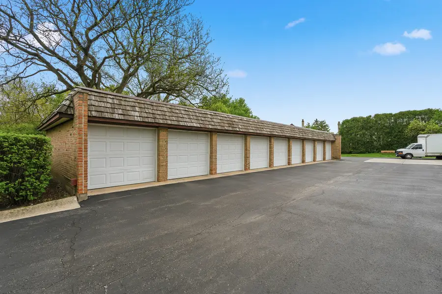 320 Claymoor Road #1C, Hinsdale, IL 60521 - #3