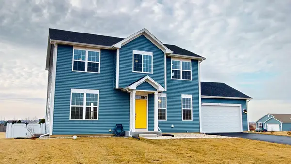 219 Deer Run Trail, Poplar Grove, IL 61065