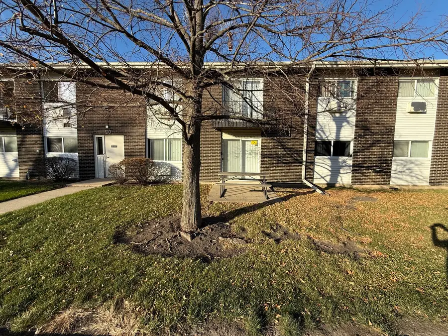 8936 Northshore Drive #104D, Des Plaines, IL 60016 - #2