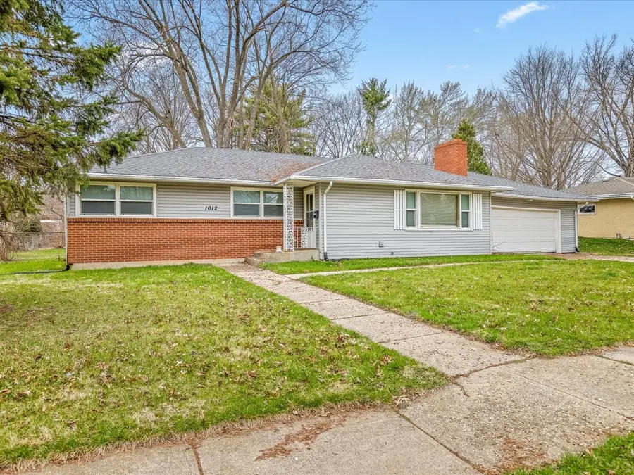 1012 Chelsea Avenue, Rockford, IL 61107 - #2