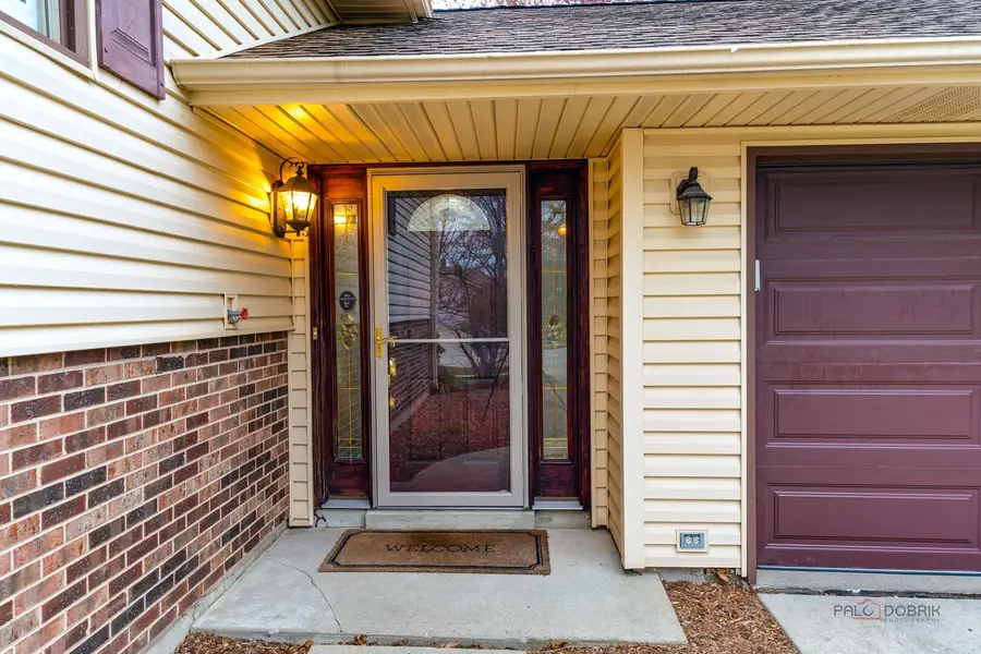 125 S Deerpath Drive, Vernon Hills, IL 60061 - #2