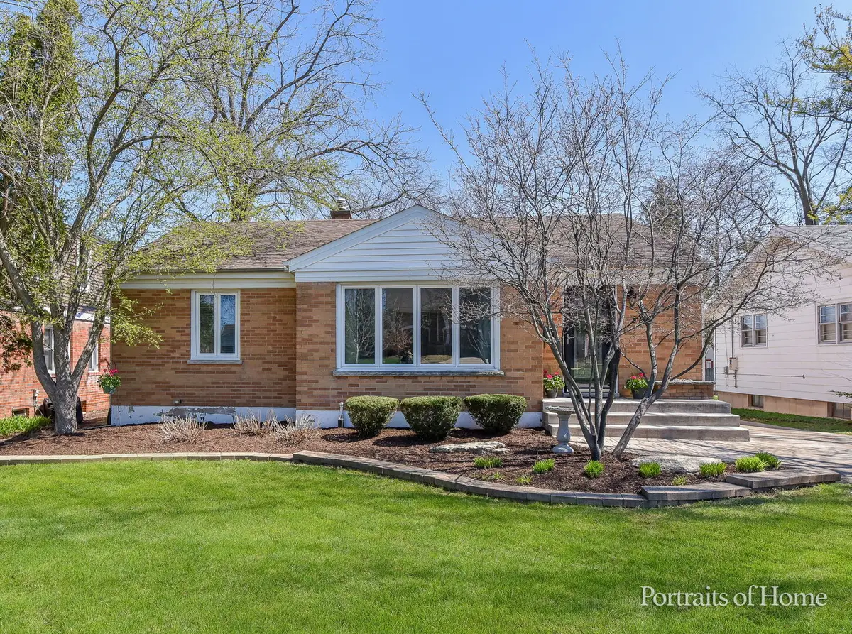 856 N Webster Street, Naperville, IL 60563 - #1
