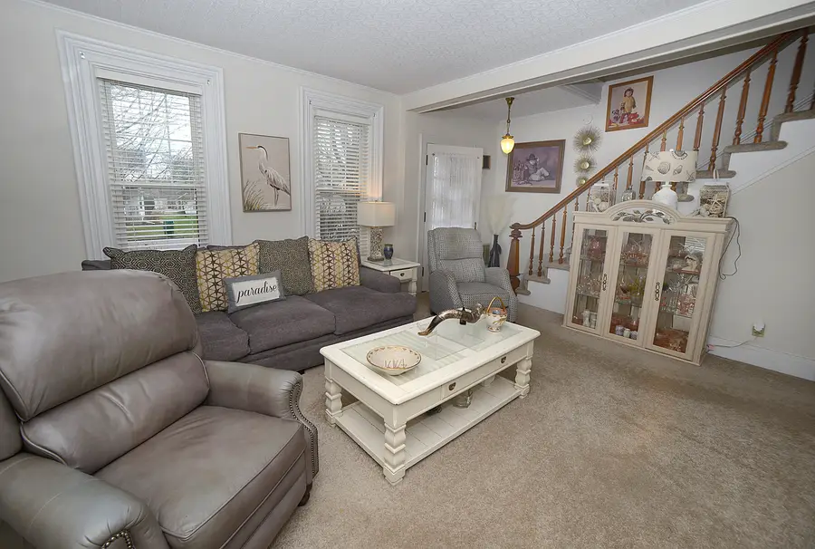 804 5th Avenue, Mendota, IL 61342 - #3